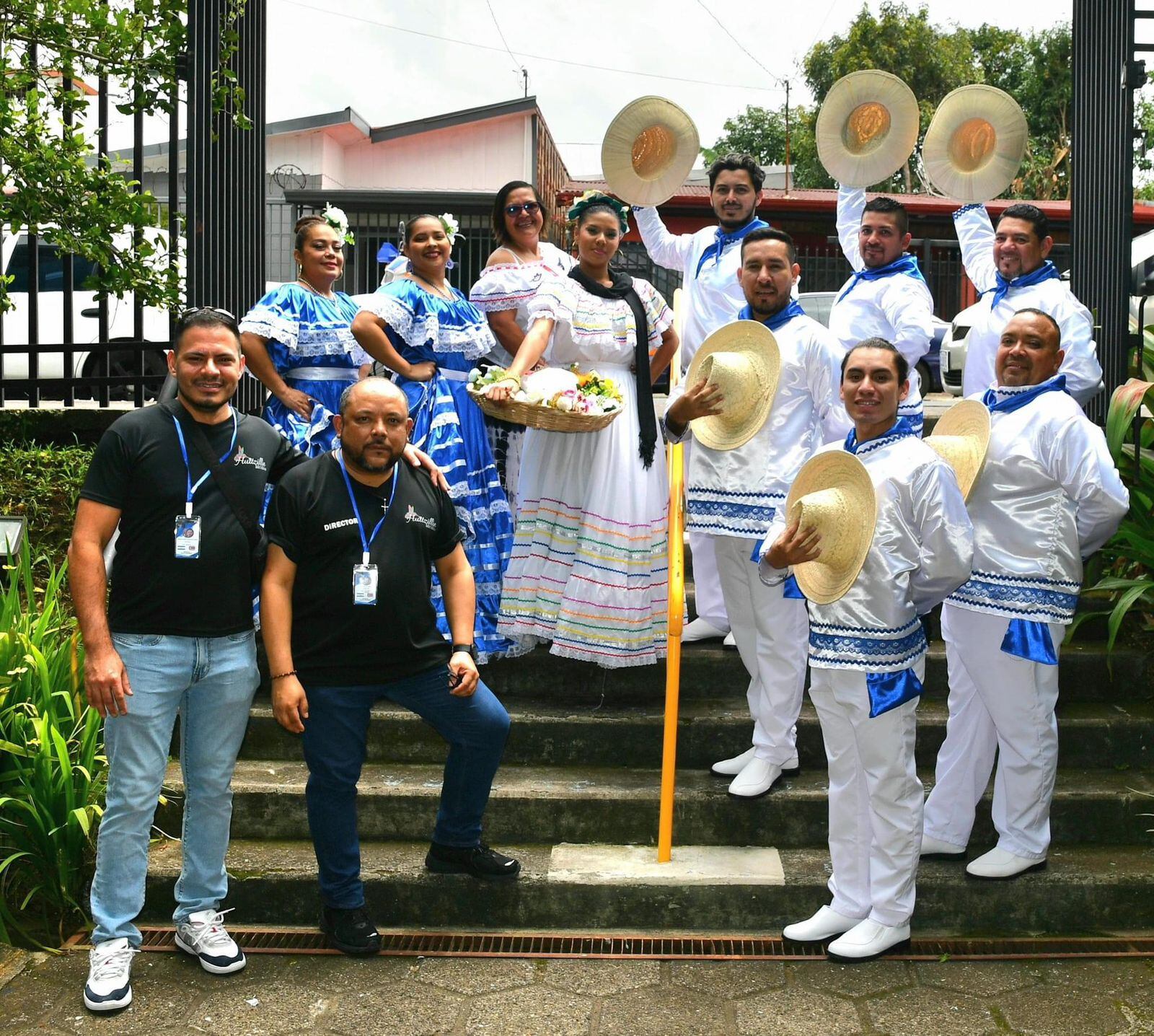 Octavio Talavera creó un grupo de baile como motivación para ayudar a jóvenes nicaragüenses.