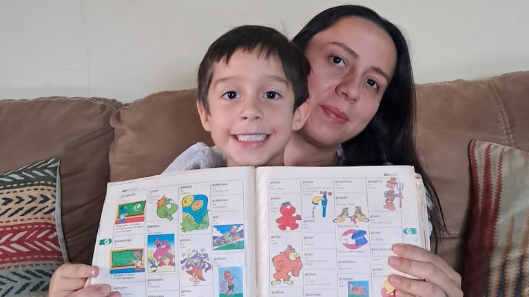 Los Zumbis invaden La Teja: Mamá alajuelense revive su infancia y ahora los compartirá con su hijo