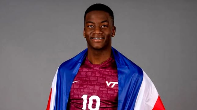 Marcos Escoe delantero de Saprissa