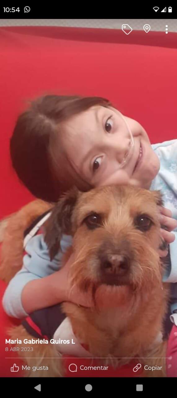 Aa Victoria Araya, aficionada al Herediano, cardiopatía severa