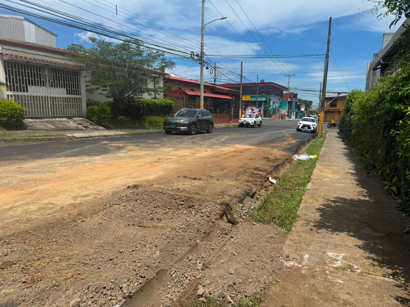 AyA arreglará bache