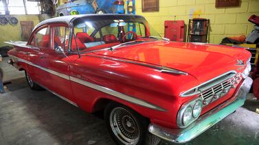 El Cola de pato que es un pegue con las novias