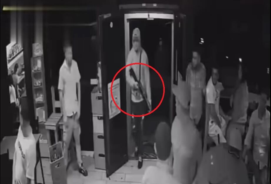 El bar aseguró que el personal ni los dueños del negocio tienen relación con lo sucedido.