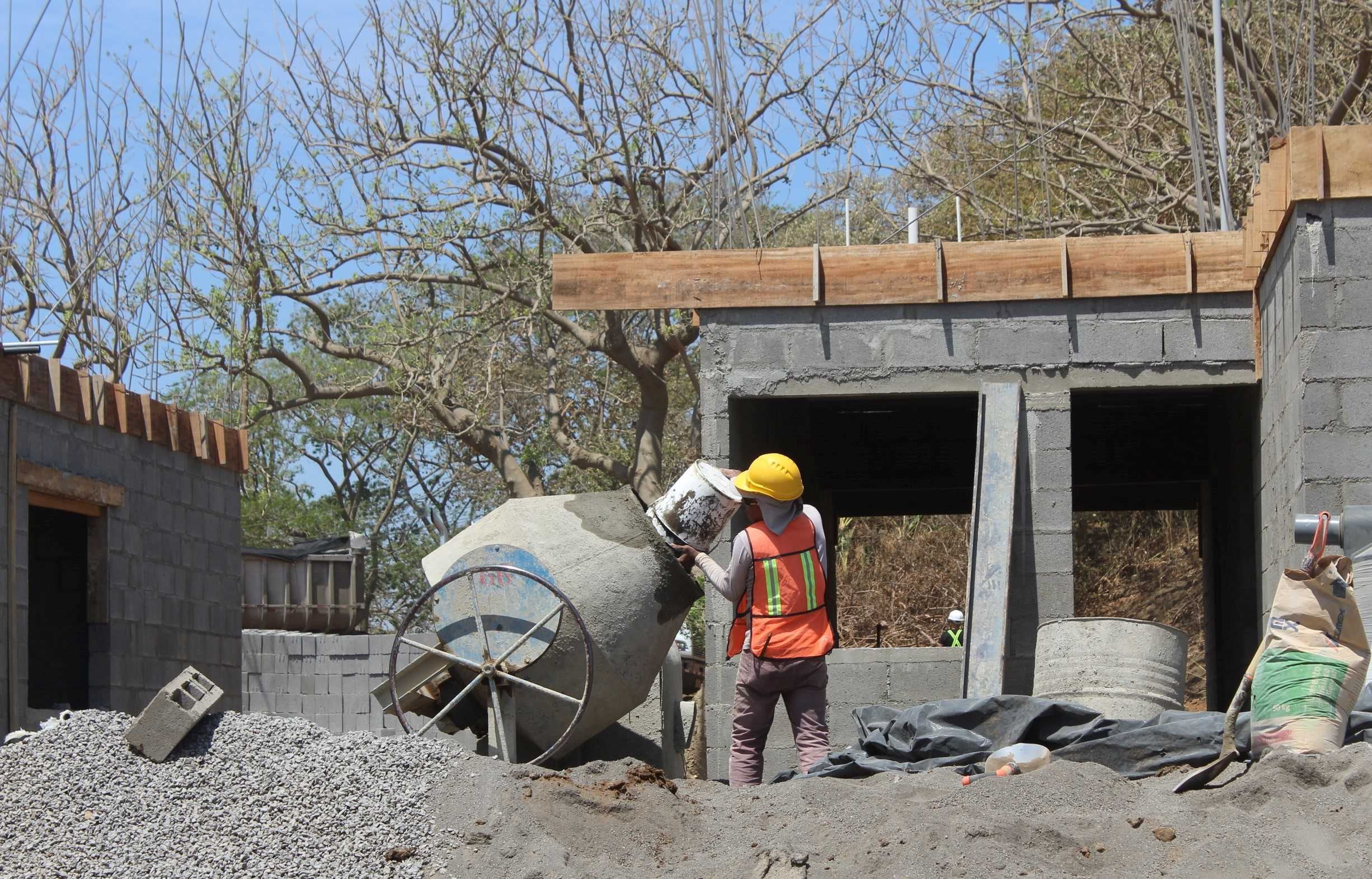En los 275 días que lleva el 2019 ya hay 10 mil familias que se han beneficiado con el Bono de Vivienda. Al año solo le faltan 90 días y, según nos confirma el Banhvi, todavía hay chochosca suficiente para que otras 4 mil familias se lleguen a comer el tamalito con el Bono aprobado.