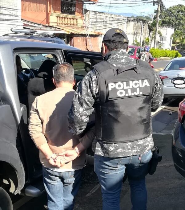 Detienen al Gato Felix como sospechosos de robar reliquias de la iglesia de San Joaquín de Heredia. Foto OIJ