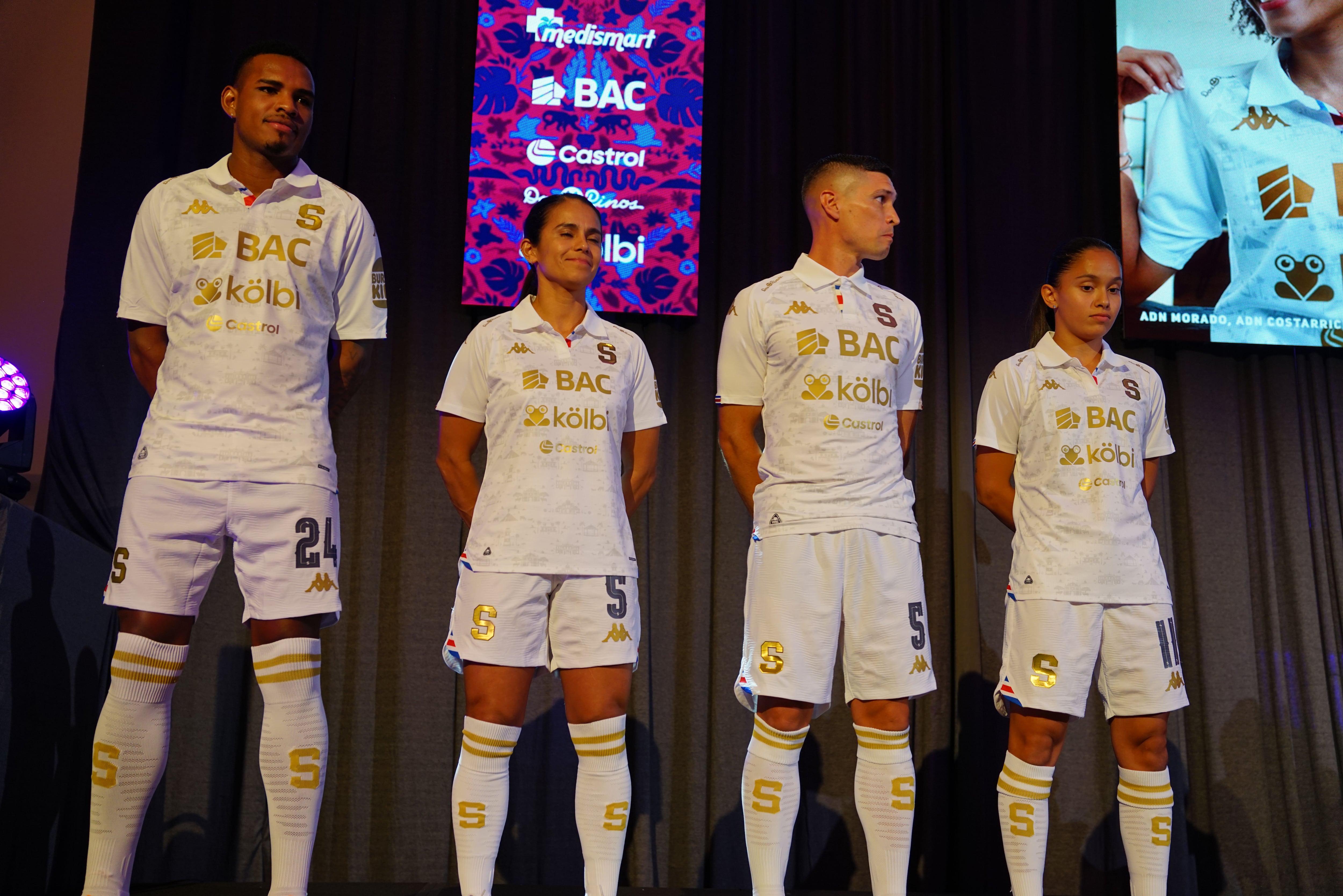 Presentación del nuevo uniforme 2026 / foto Jose Pablo Retana