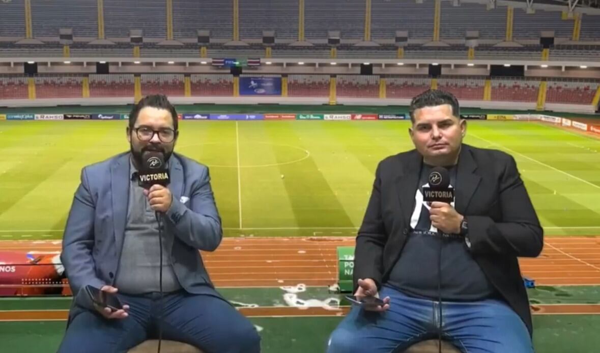 Juan Pablo Vega y Diego Luna, programa Sin Censura