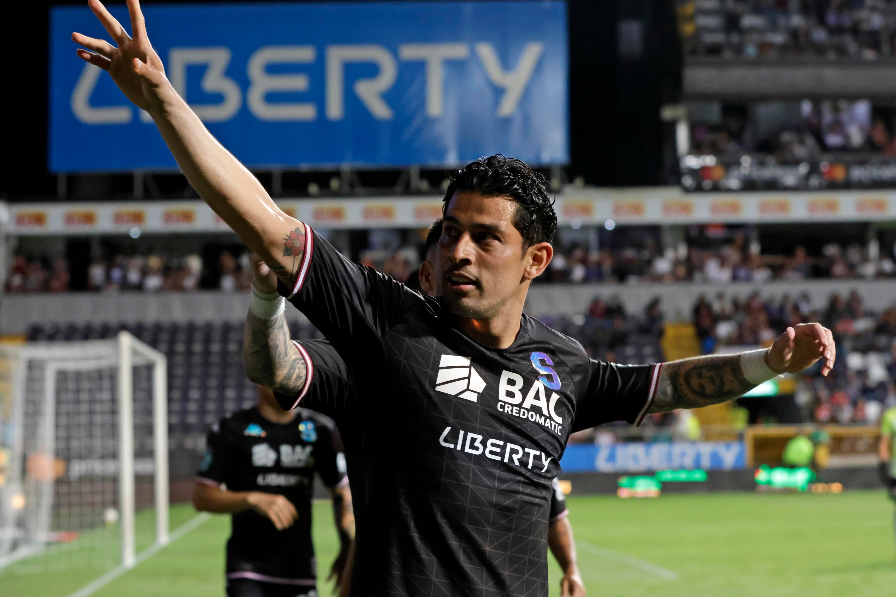 01/10/2023. Estadio Ricardo Saprissa Aymá, Tibás. Hora: 06:00 p.m. Partido de la Jornada 13  del Torneo de Apertura 2023 disputado entre el Deportivo Saprissa y la Asociación Deportiva Guanacasteca en el Estadio Ricardo Saprissa Aymá , Tibás. Fotos: Mayela López
