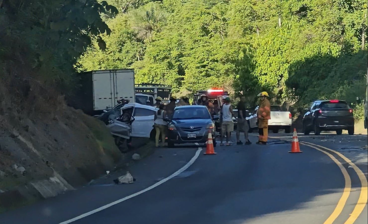 El mortal accidente ocurrió en Hacienda Vieja, Orotina. Foto Diario Digital Atenas.