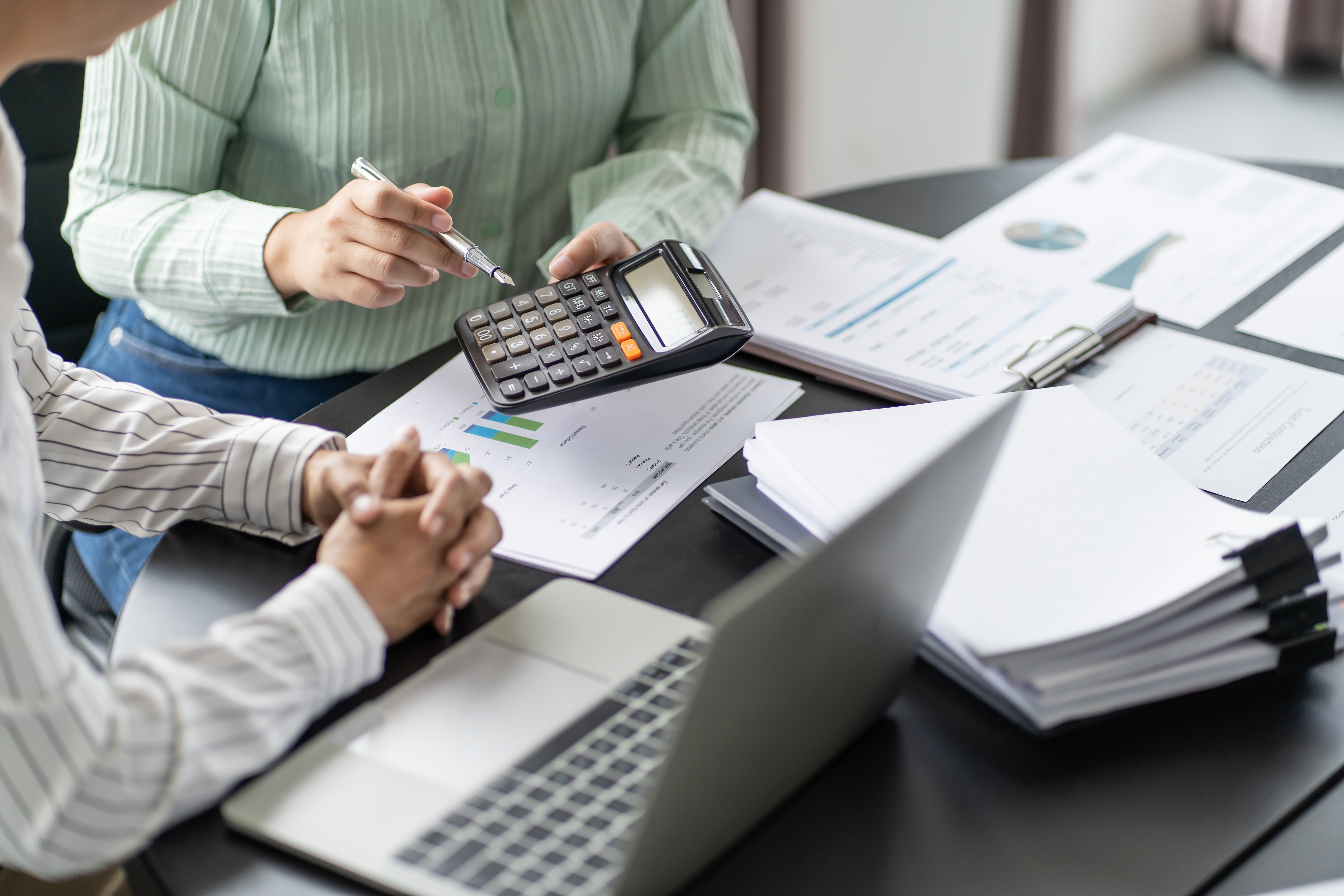 Auditores internos, auditorías internas, auditores internos, estimaciones financieras