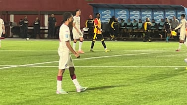 “Se me puso la piel de gallina”: Johnny Woodly cuenta cómo vivió el debut de su hijo con Saprissa