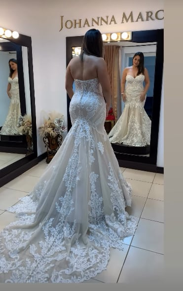 Arlene Elizondo, cantante nacional