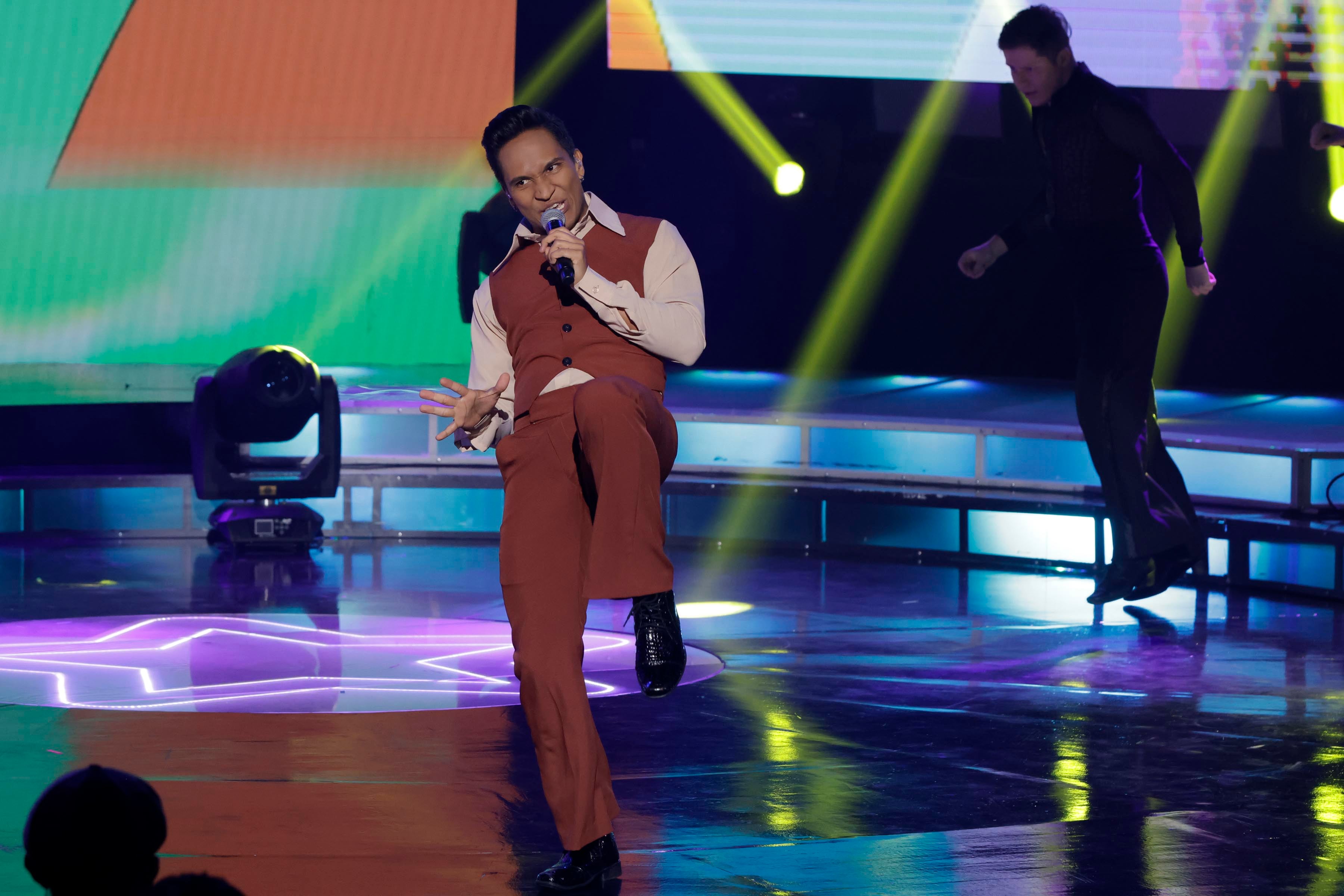 05/11/2023. Teletica, Sabana Oeste. Hora: 07:00 p.m. Gala número 10 de Nace una Estrella, grabada en el estudio Marco Picado de Teletica. En la foto, Jeremy Solís. Fotos: Mayela López