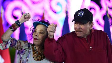 Un enfermo Daniel Ortega ya estaría transfiriendo su poder en Nicaragua a Rosario Murillo