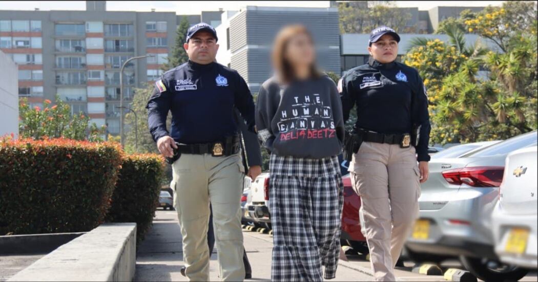 La mexicana fue detenida cuando intentaba ingresar a Colombia. Foto tomada Alcaldía de Bogotá.