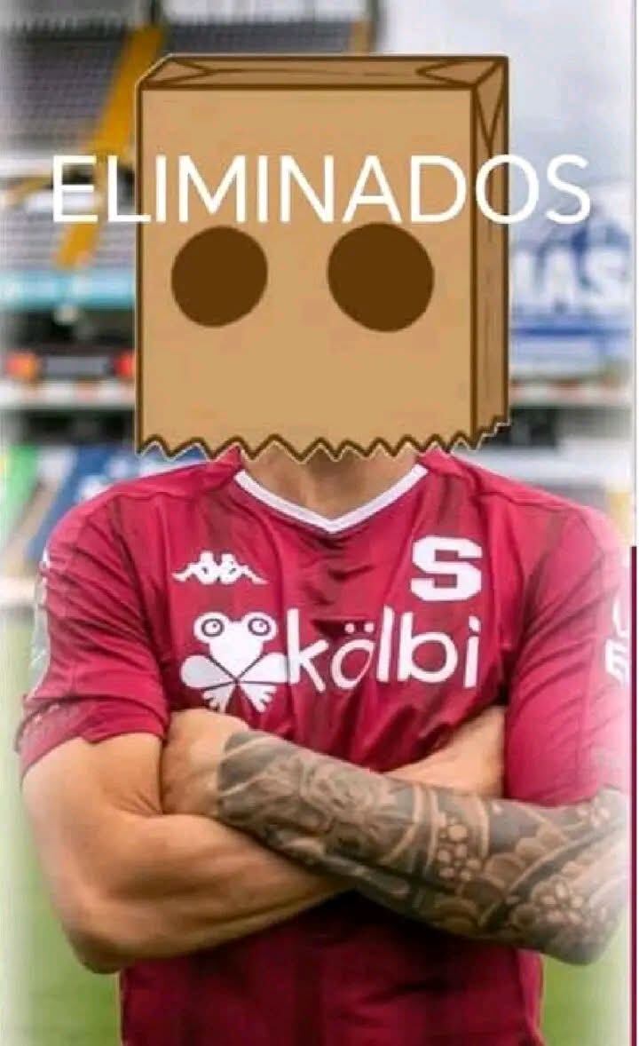 मोनुडो आणि जांभळ्या डाव्या मेम्स दरम्यान अंतिम