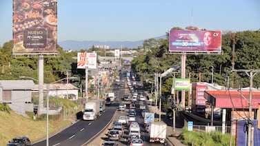 ¿Cómo está el movimiento de carros en el cruce de La Galera?