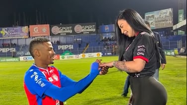 Exnovia de jugador costarricense de Xelajú tomó durísima decisión tras romper su compromiso