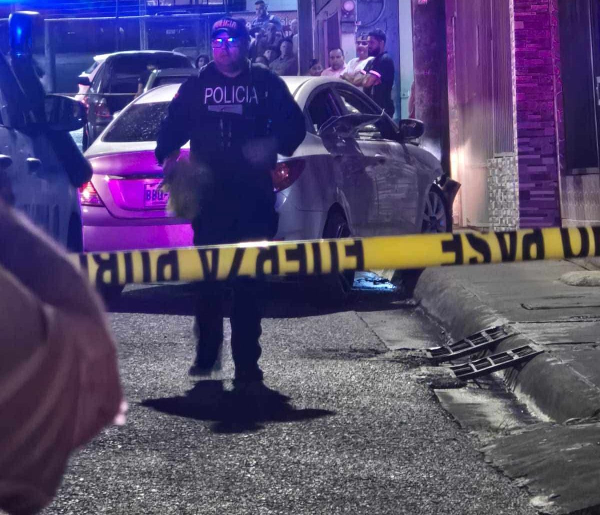 Un ataque dejó un hombre fallecido y dos heridos en Cartago