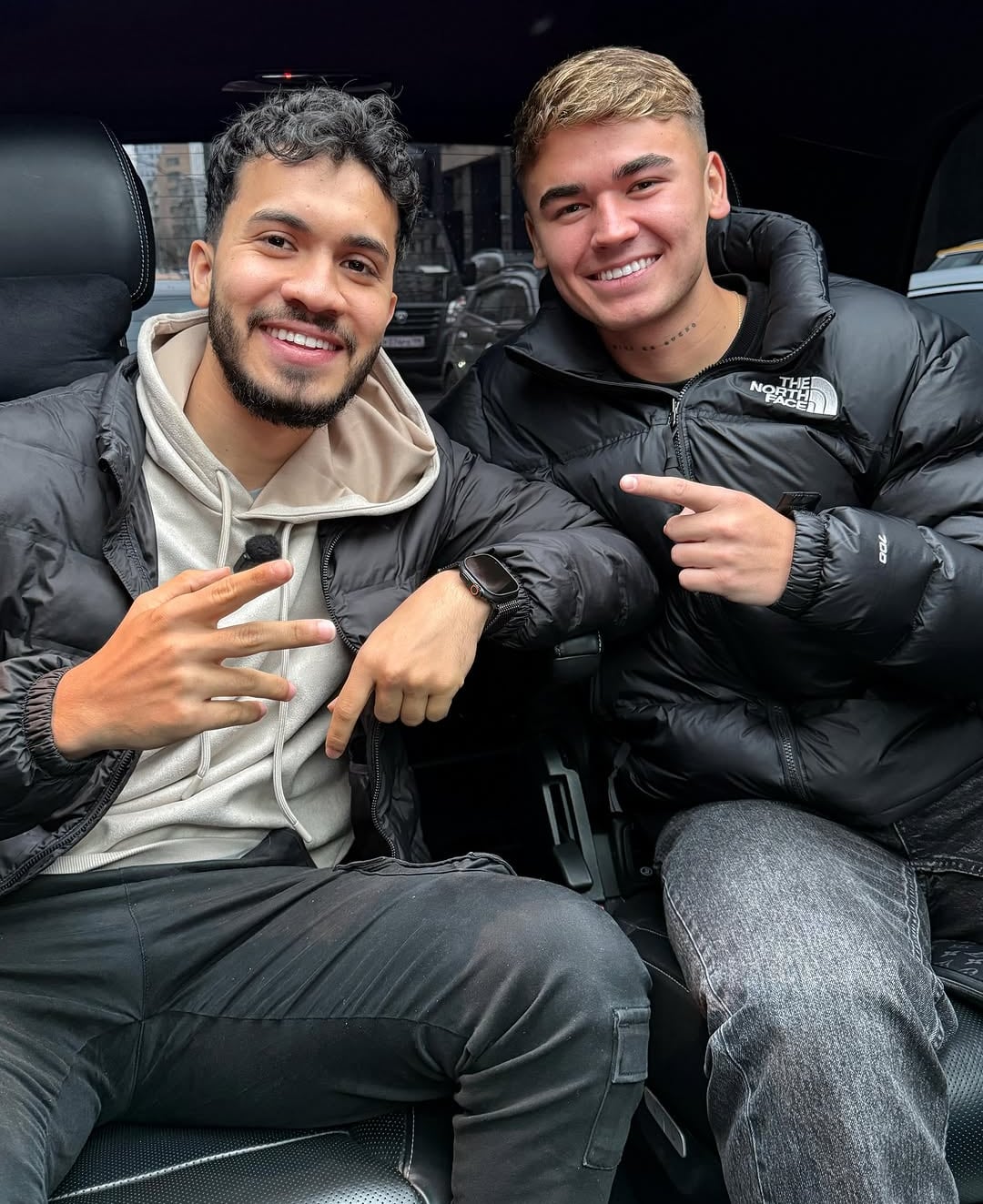 Araya Vlogs y Manfred Ugalde