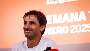 Bryan Ruiz mató antojo y, de paso, apoyó a un jugador que descenderá con Santa Ana