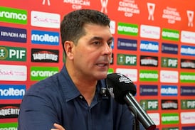 Ismael Rescalvo reaccionó como nunca lo había hecho tras derrota de Alajuelense en El Salvador