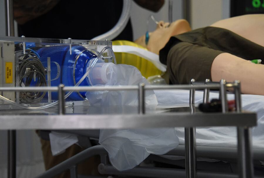 Los dos respiradores de prueba que fabricó la Universidad de Costa Rica (UCR) pasaron los exámenes clínicos que les hicieron