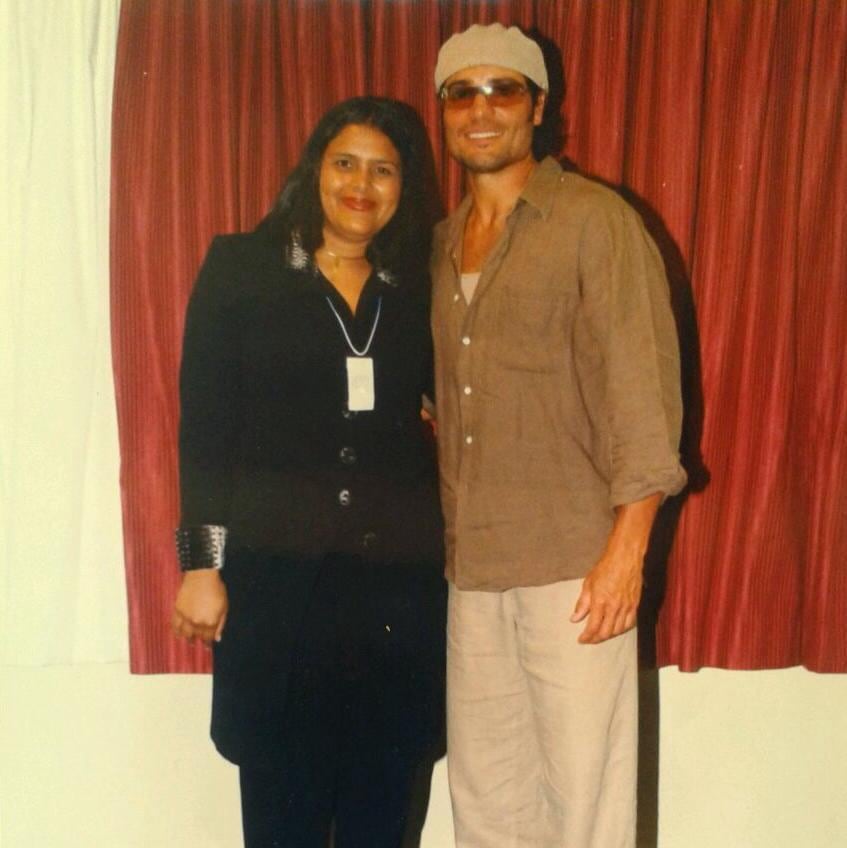 Ana Gabriela Solano Sandí tiene más de 33 años seguidos de hacer hasta lo imposible por ser la “novia” de Chayanne. Desde que tenía 4 años comenzó un viaje de amor con el puertorriqueño que hasta el día de hoy disfruta siendo la presidenta del fan club "Las Ticas" el más antiguo en el país con 41 años.