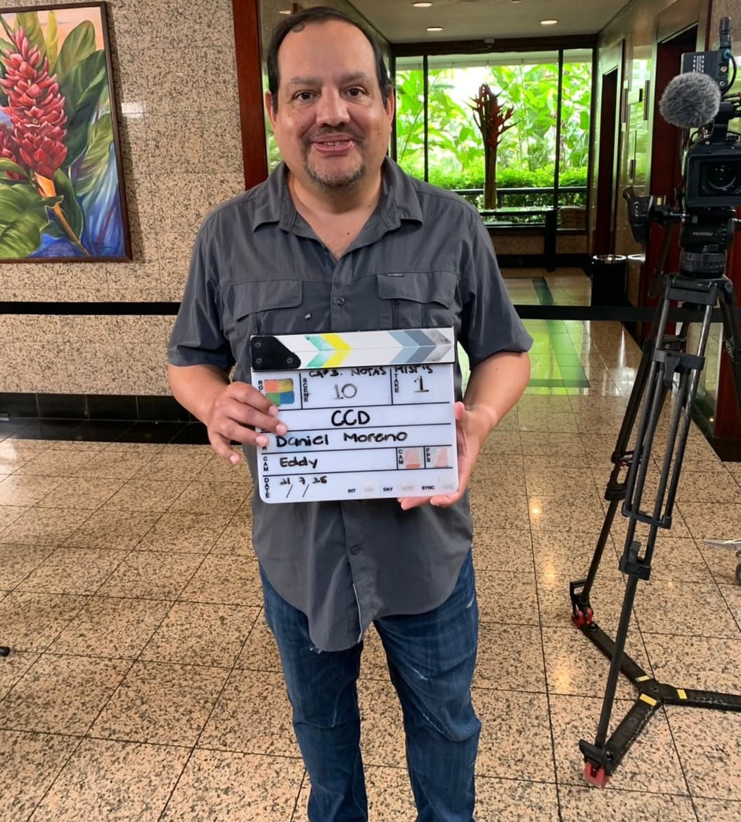 Daniel Moreno, La Media Docena.