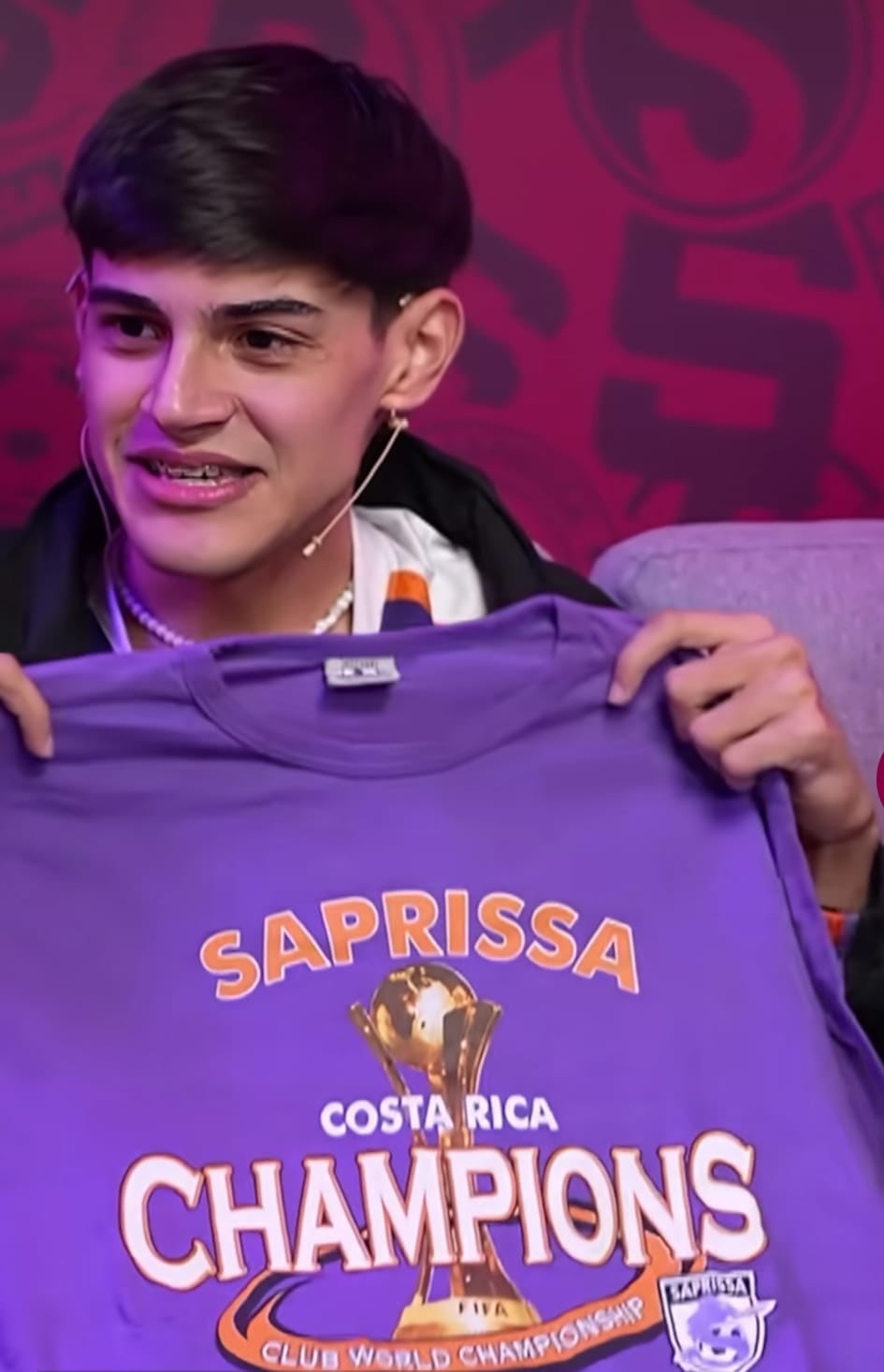 Saprissa llevó una camisa al mundial de clubes en caso de quedar campeones