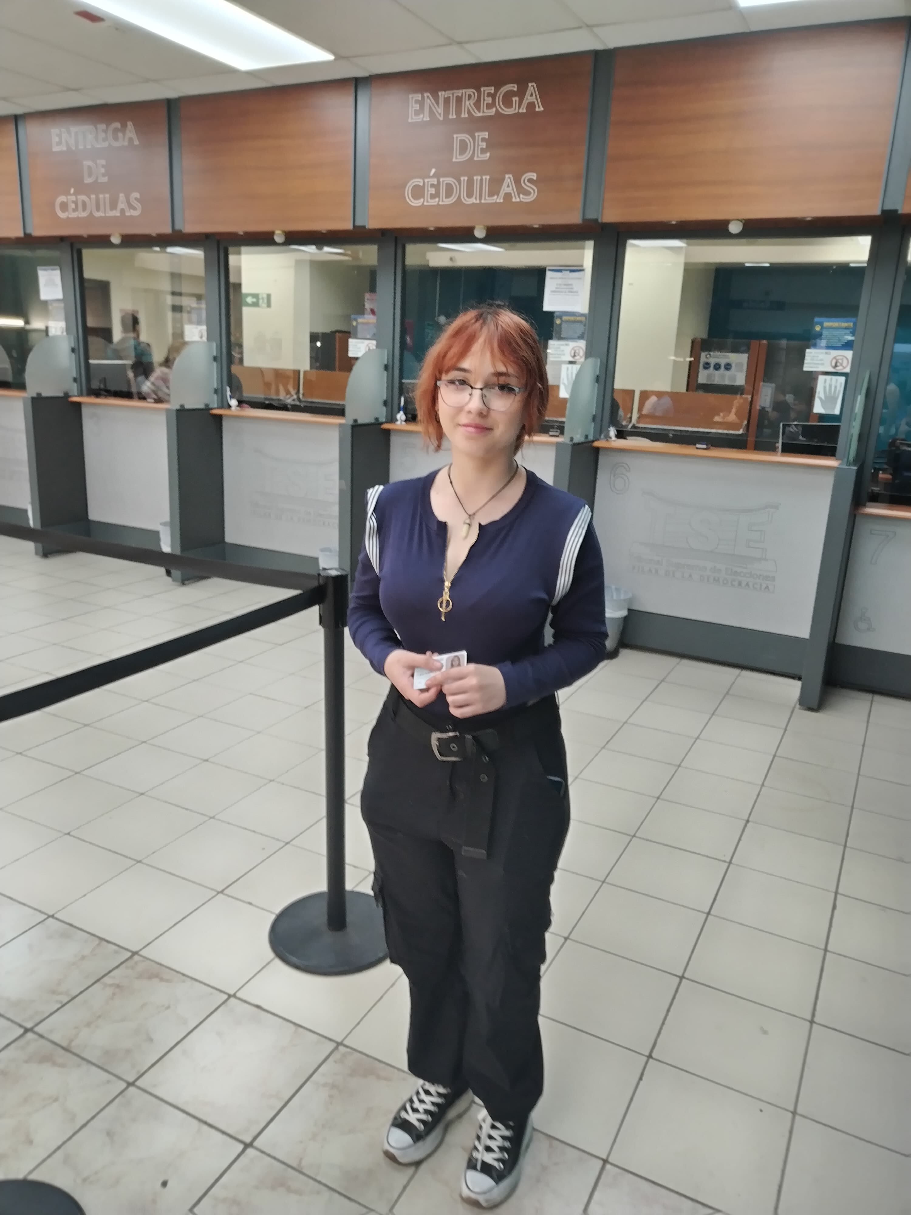 Yaribeth Castillo Camacho cumplió 18 años 24 horas antes de que arrancaran las elecciones municipales 2024 y fue por su cédula muy alegre porque estaba muy convencida que debía votar