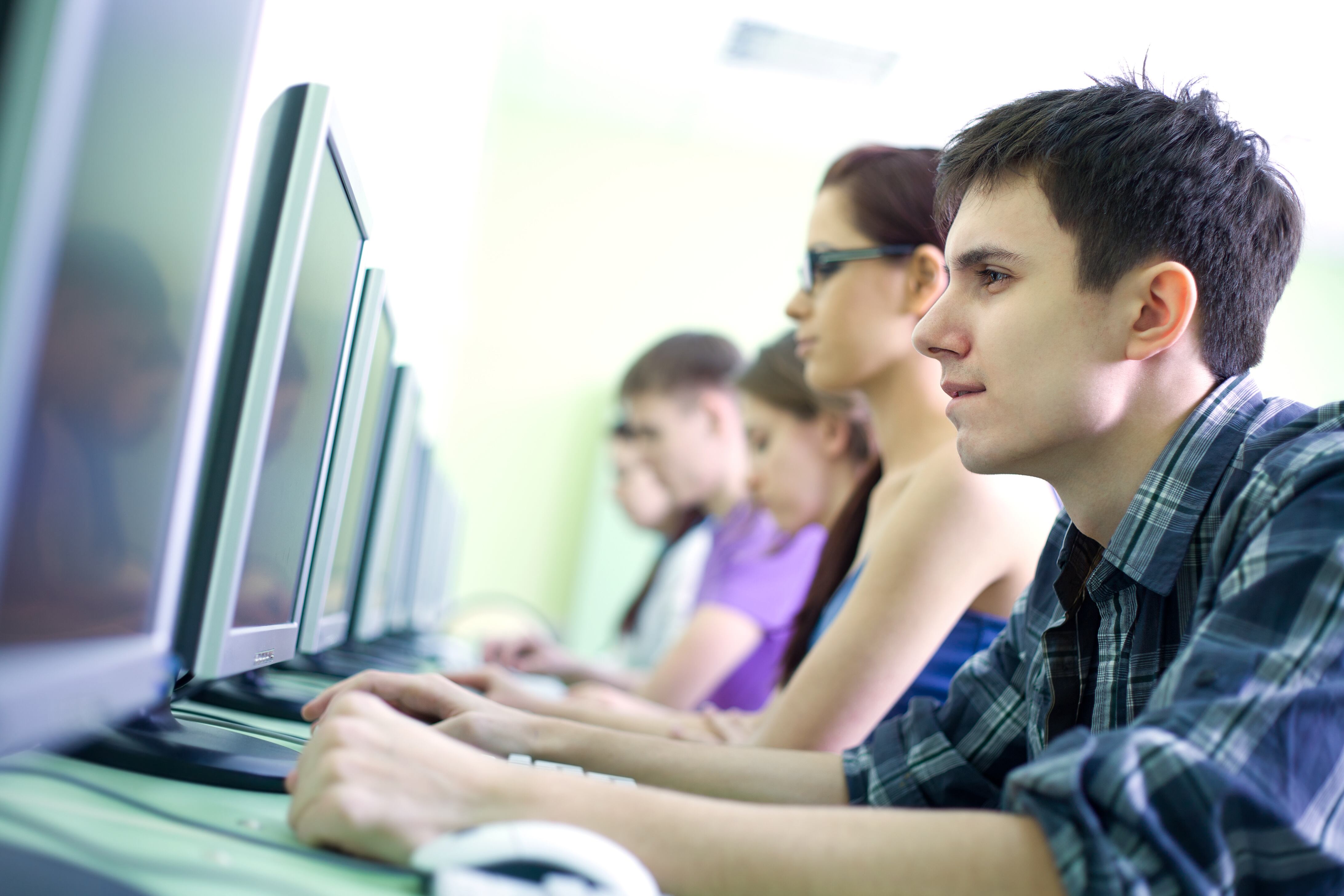 Las charlas se brindarán por medio de la aplicación Zoom. Cortesía.