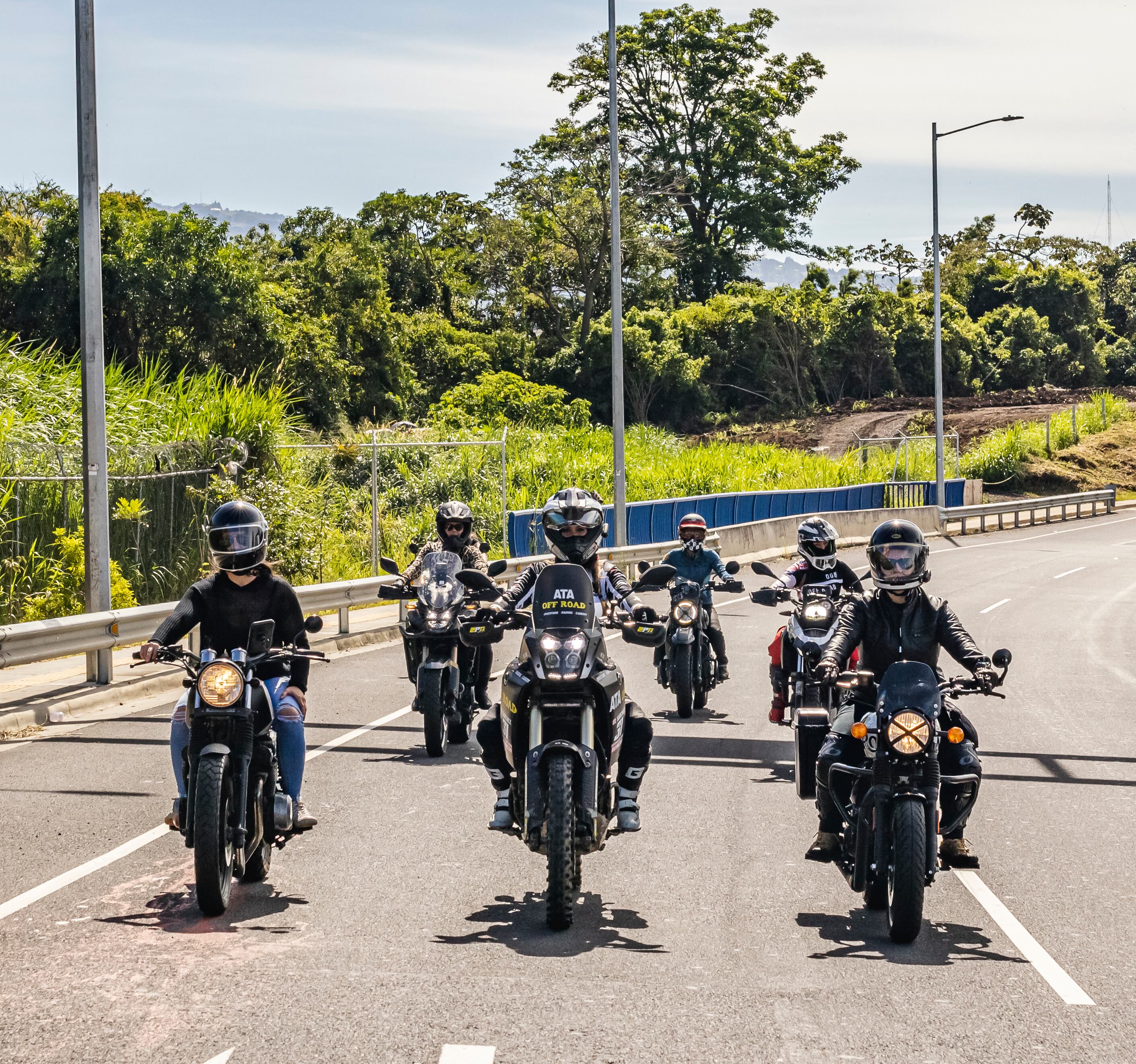 Este sábado 30 de setiembre se realizará el rally en moto "Las chicas en rojo" para concientizar sobre las enfermedades del corazón en las mujeres ticas.