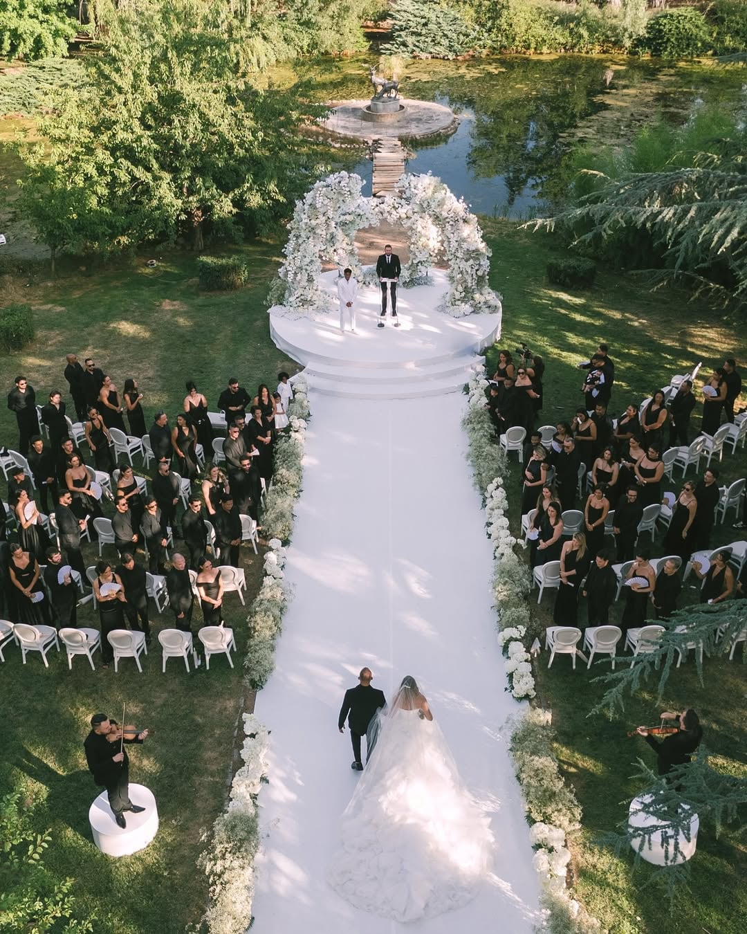 Endrick publicó detalles de su boda celebrada en setiembre del año pasado. Instagram Endrick.