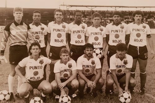 Alajuelense dijo adiós a unos de sus mejores laterales por una desafortunada acción. ¿Qué pasó con él?