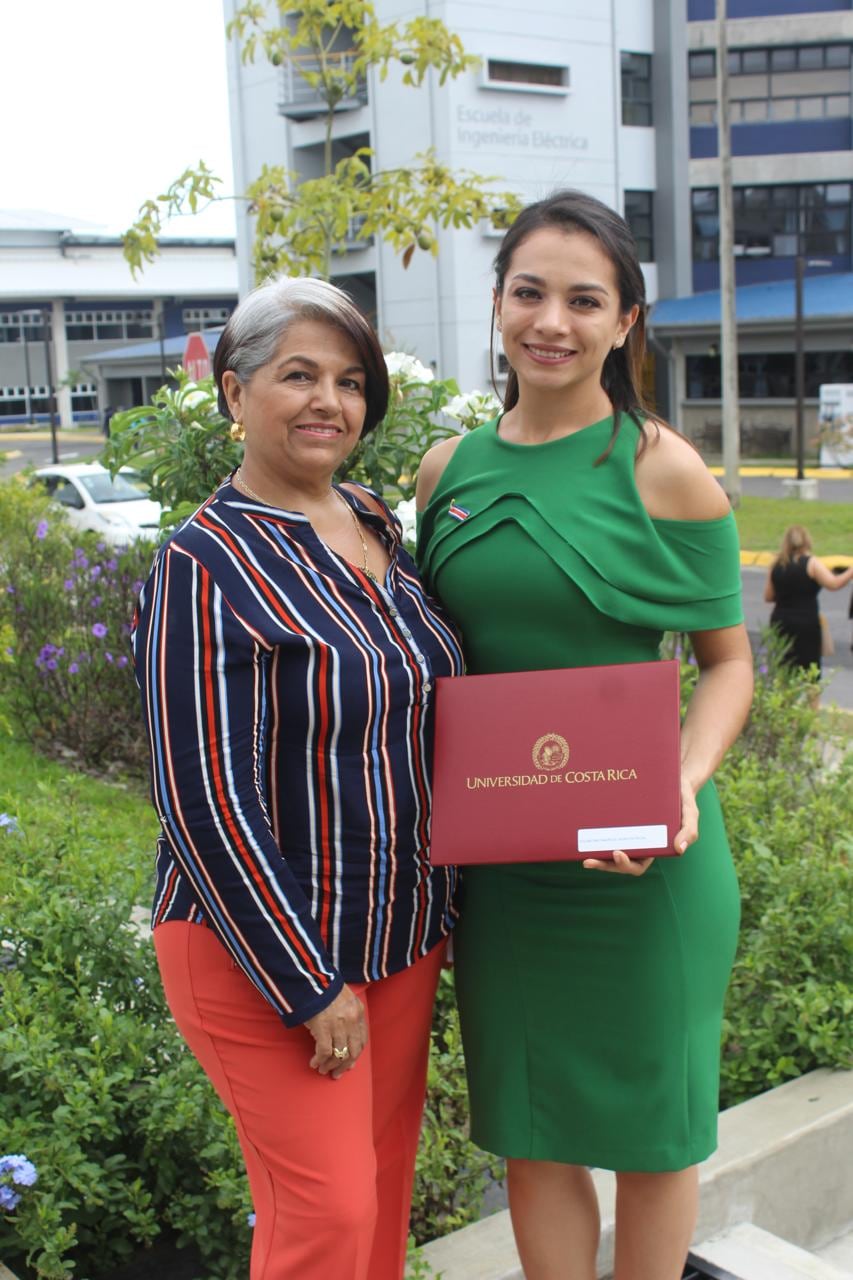 Laura Solano Matamoros se compró una bicicleta para viajar a la universidad y terminó graduada de ingeniera y a punto de correr su cuarta vuelta ciclística a Costa Rica con el equipo Megasuper-Wild Protein