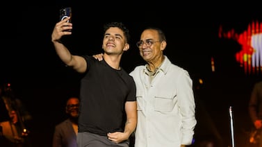 “Cuando sea famoso, acuérdense”: El vaticinio de Gilberto Santa Rosa al joven tico que lo dejó atónito