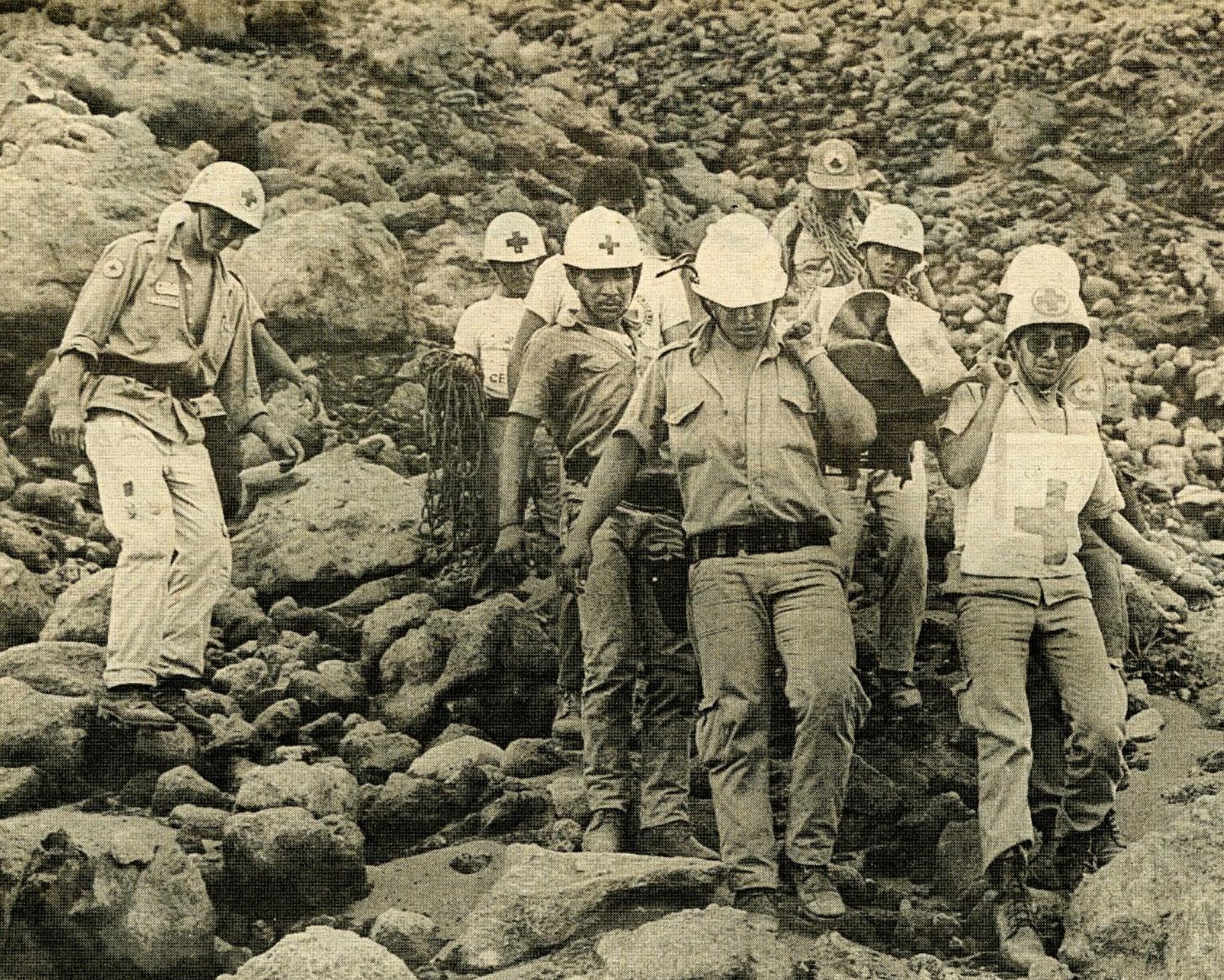 Luis Guillermo Vega, cruzrojista. Novelón extracción cuerpo volcán Arenal.