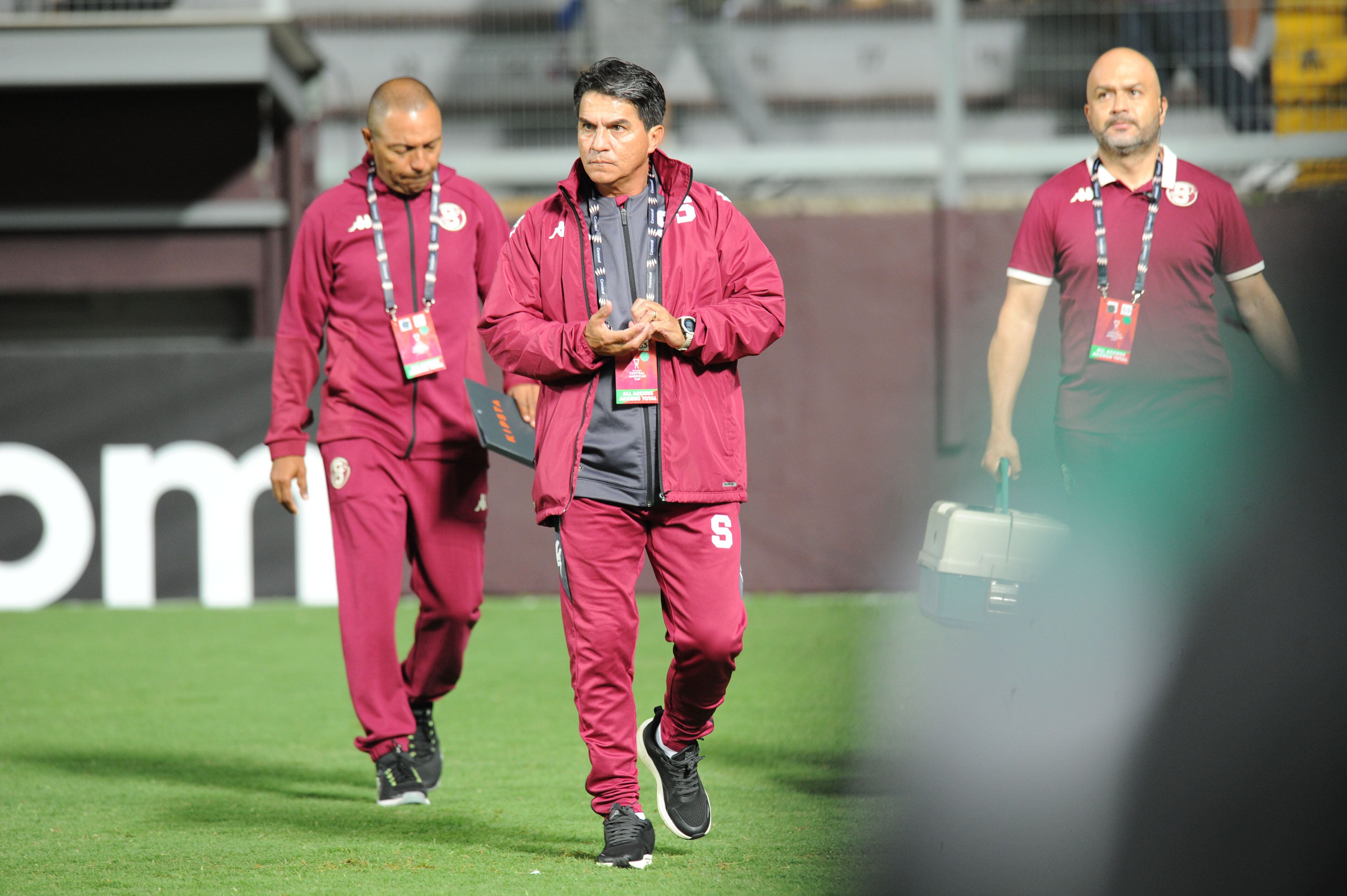 Deportivo Saprissa y el Fútbol Club Motagua.