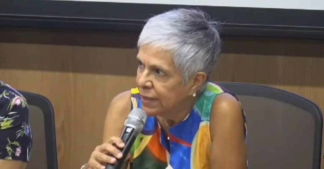 Ana Hidalgo, del colectivo Red Feminista Contra la Violencia hacia las Mujeres, quien aprovechó para mandarle un mensaje fuerte y claro al presidente de la república, Rodrigo Chaves.