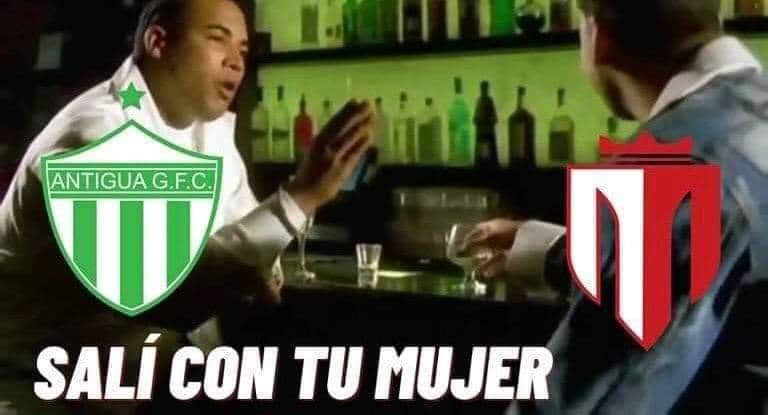 Saprissa Memes