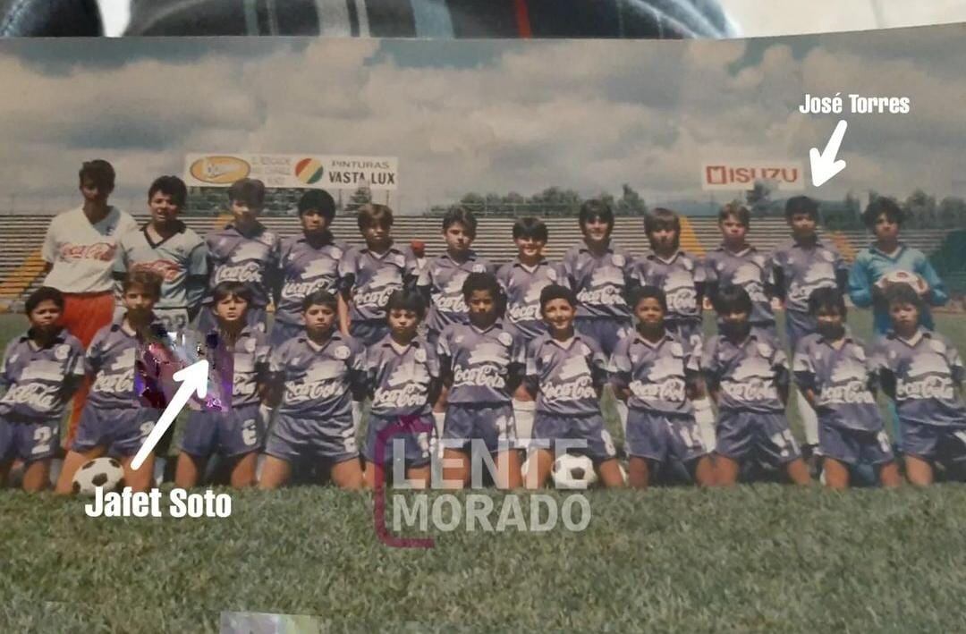 En redes sociales salió a la luz el pasado saprissista de Jafet Soto. Instagram.