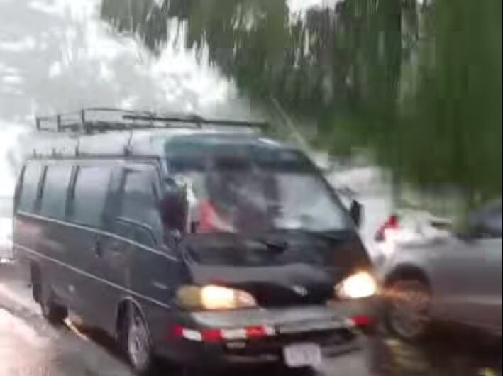 De milagro ninguna persona resultó herida de gravedad.