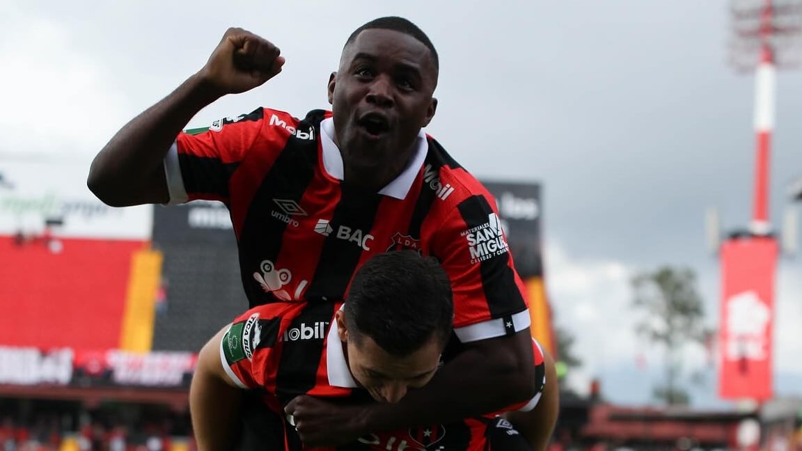 Joel Campbell contabiliza ocho anotaciones con Liga Deportiva Alajuelense en lo que va del Clausura 2024.