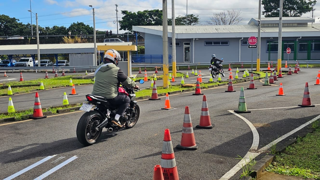 Educación Vial dispone de 1.000 espacios diarios sin cita para pruebas prácticas de motocicleta en San José.