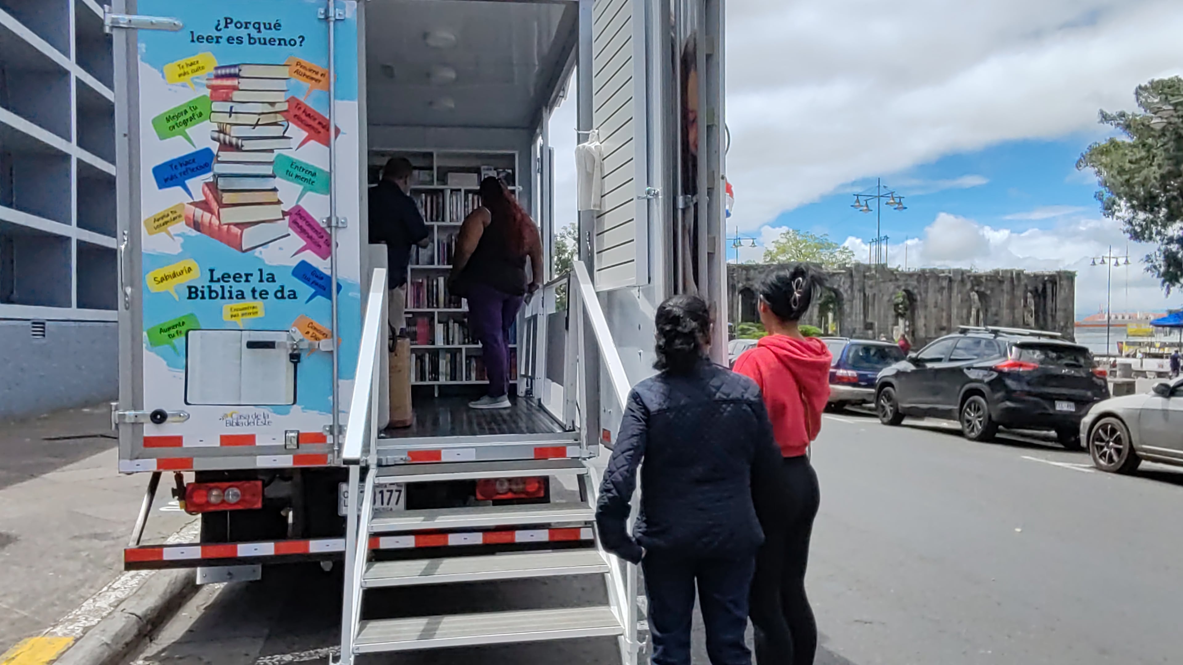 Municipalidad de Cartago anuncia nuevo reglamento para que comerciantes puedan vender productos en carritos