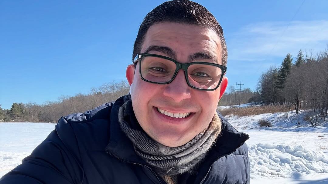 Elías Alvarado se frota las manos con nuevo proyecto que saldrá al aire en pocos días