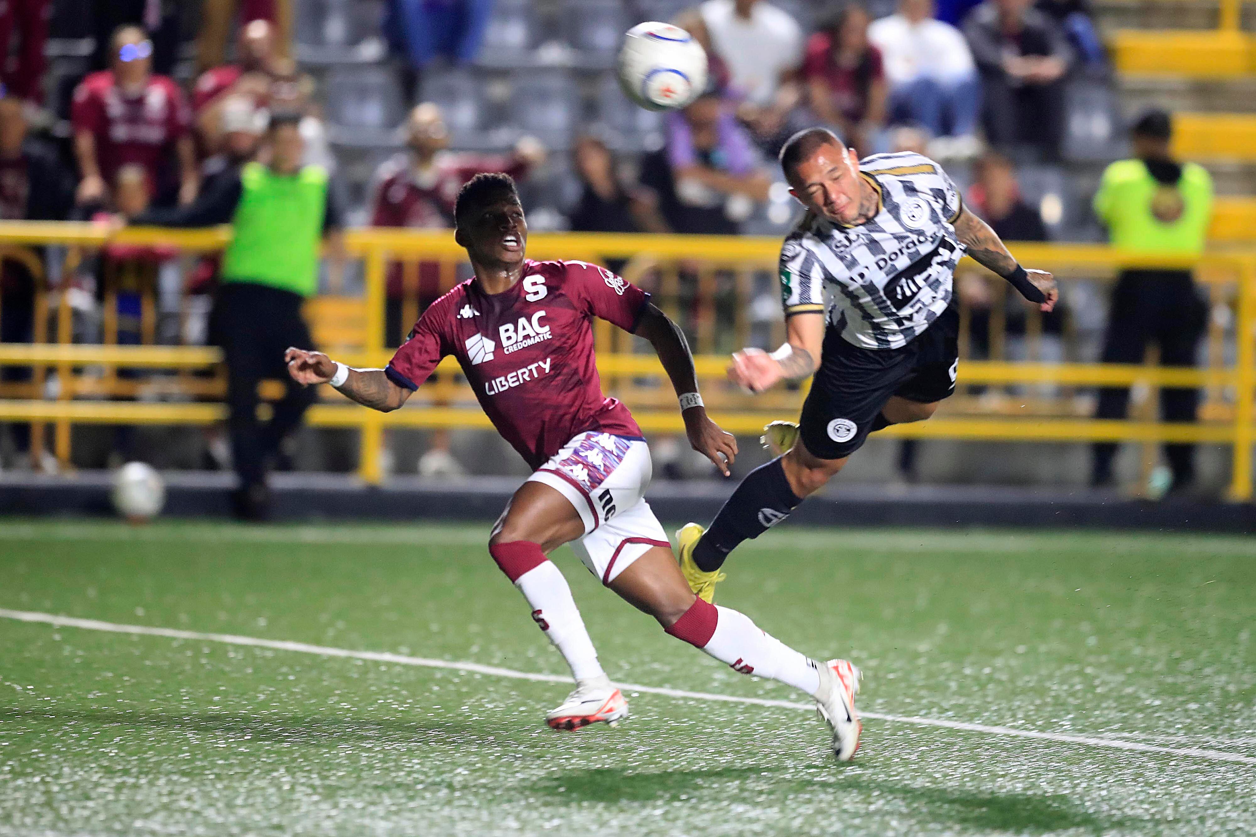 27/01/2024     Estadio Ernesto Rohrmoser, Pavas. Sporting FC recibió al Deportivo Saprissa, en partido de la jornada 5 del Torneo de Clausura 2024, Copa Promérica. Foto: Rafael Pacheco Granados