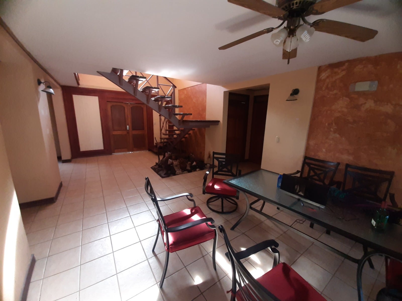 Aquí puede ser que esté la oportunidad que tanto estaba esperando. Ponga atención porque el INS tiene a la venta 18 propiedades con hasta un 70% de descuento