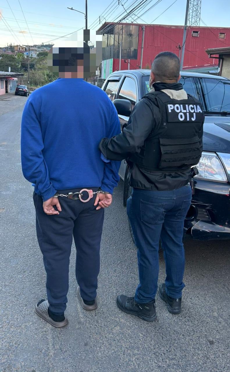 El joven fue detenido por agentes del OIJ de Cartago.